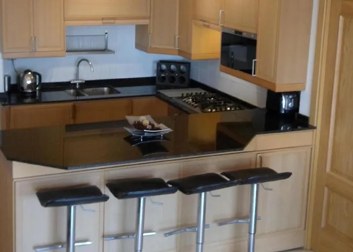 Luxury In Boliches フエンヒロラ